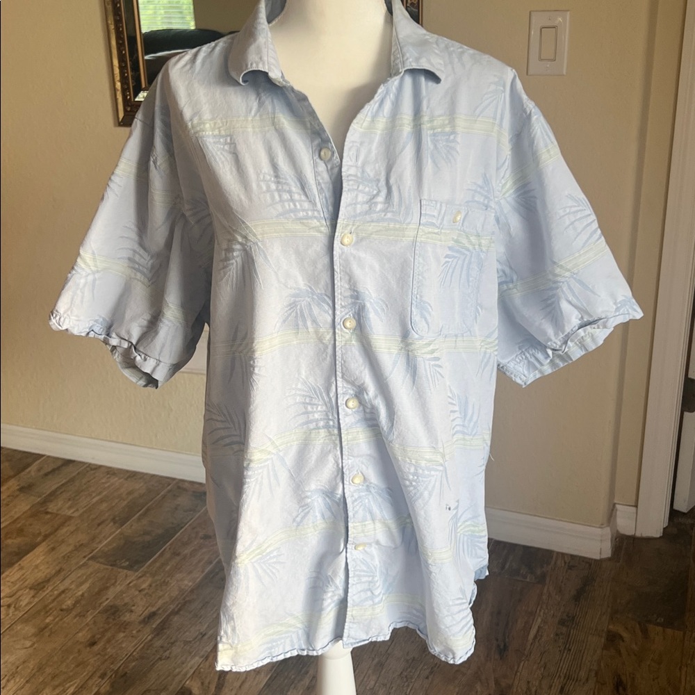 Tommy Bahama Castaway Fronds Short-Sleeve - Picture 3 of 13